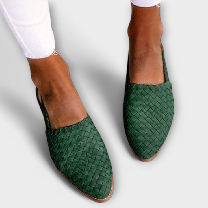Emma | Slip-on moccasins for casual wear