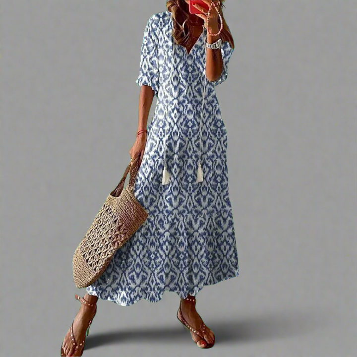 Cyratrud | Elegant Airy Maxi Dress with a Contemporary Touch
