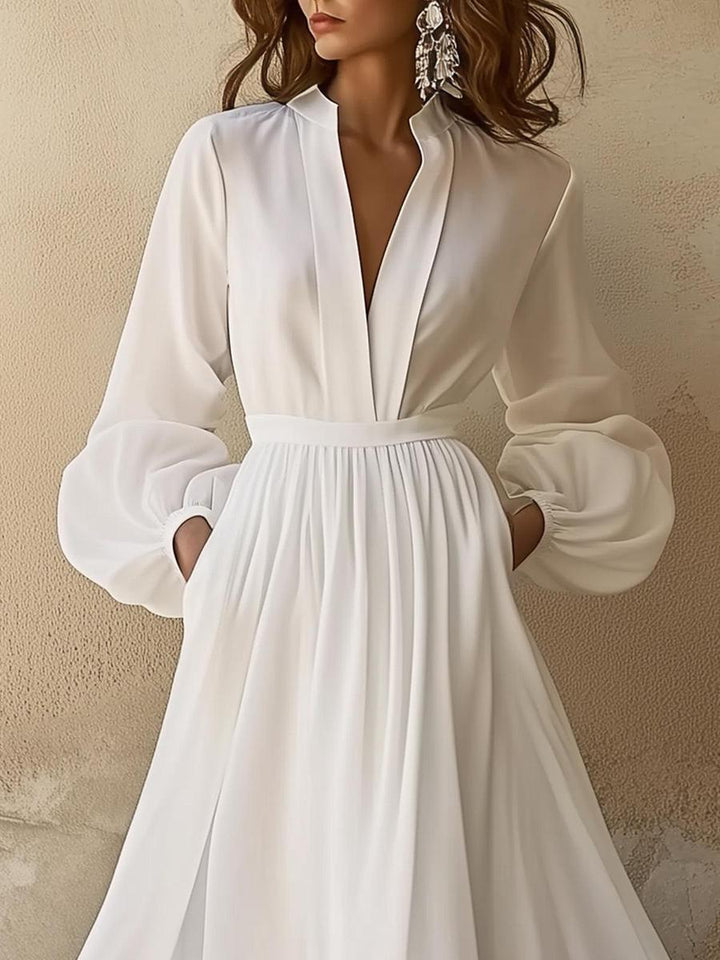 Laura - Vintage-Inspired White V-Neck Maxi Dress