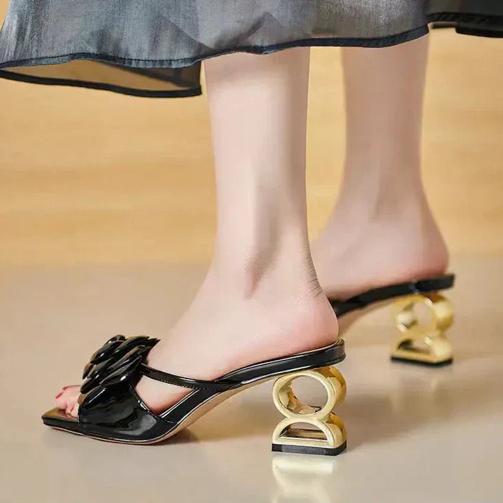 Femke | Dera Floral Sandals