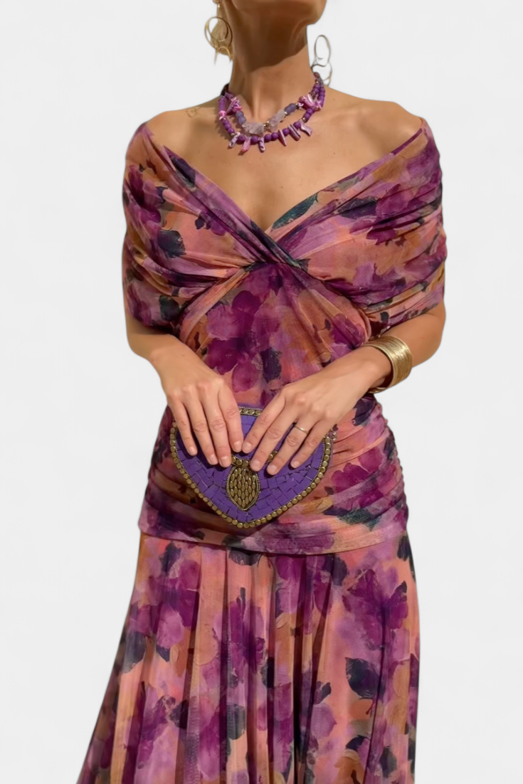 E&H™ | Elegant Dress with V-Neckline