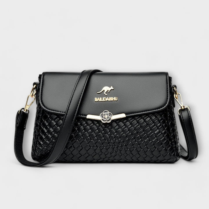 Luxurious Shoulder Bag with Versatility and Style