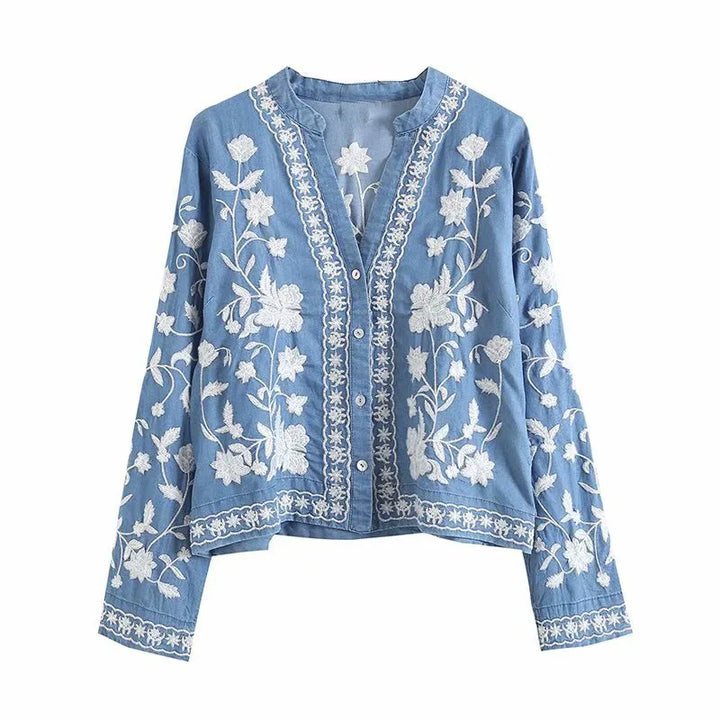 Casey | Elegant vest with refined embroidery