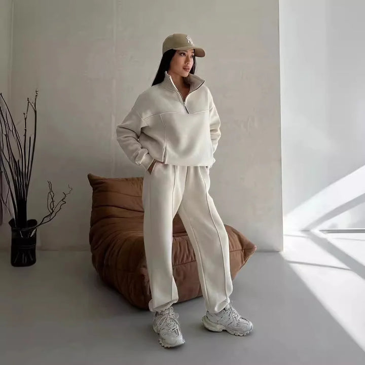 Senna | Sporty Lounge Set with Zipper Collar