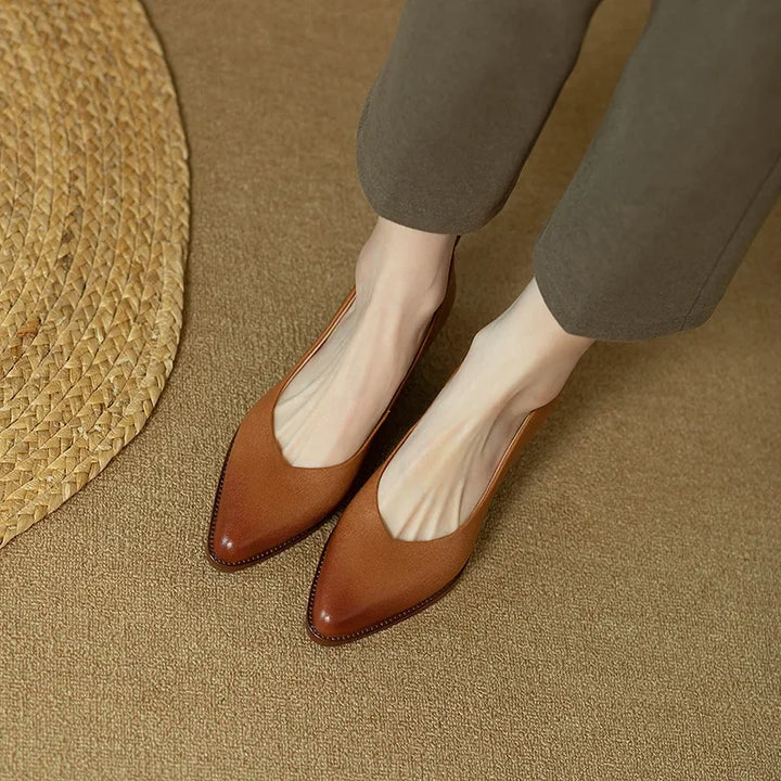 Eva | Helen Classic Pumps