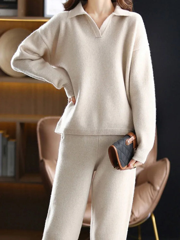 Vivi | Soft lounge set with classic collar